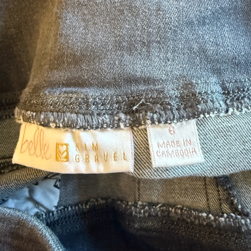 Stylish Gray Women's Straight Leg Stretch Jeans - Picture 9 of 10